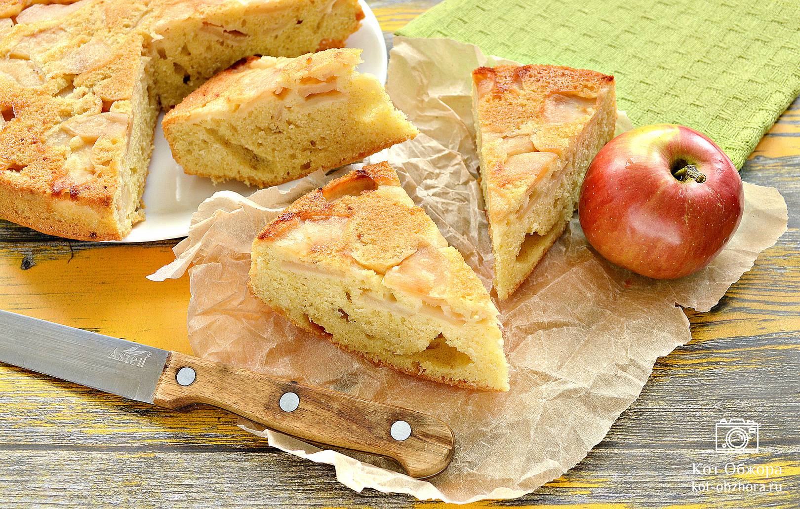 Пирог шарлотка с яблоками открытый
