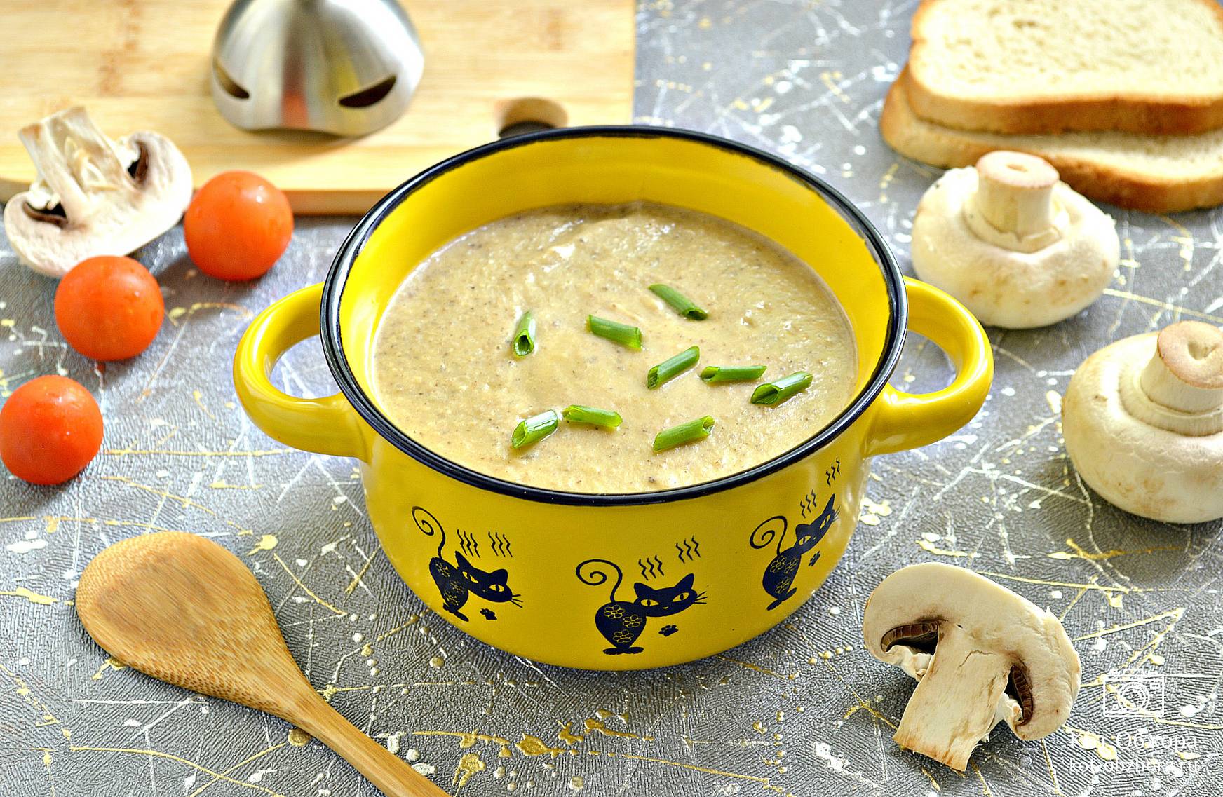 Крем-суп из шампиньонов с картофелем — пошаговый рецепт с фото