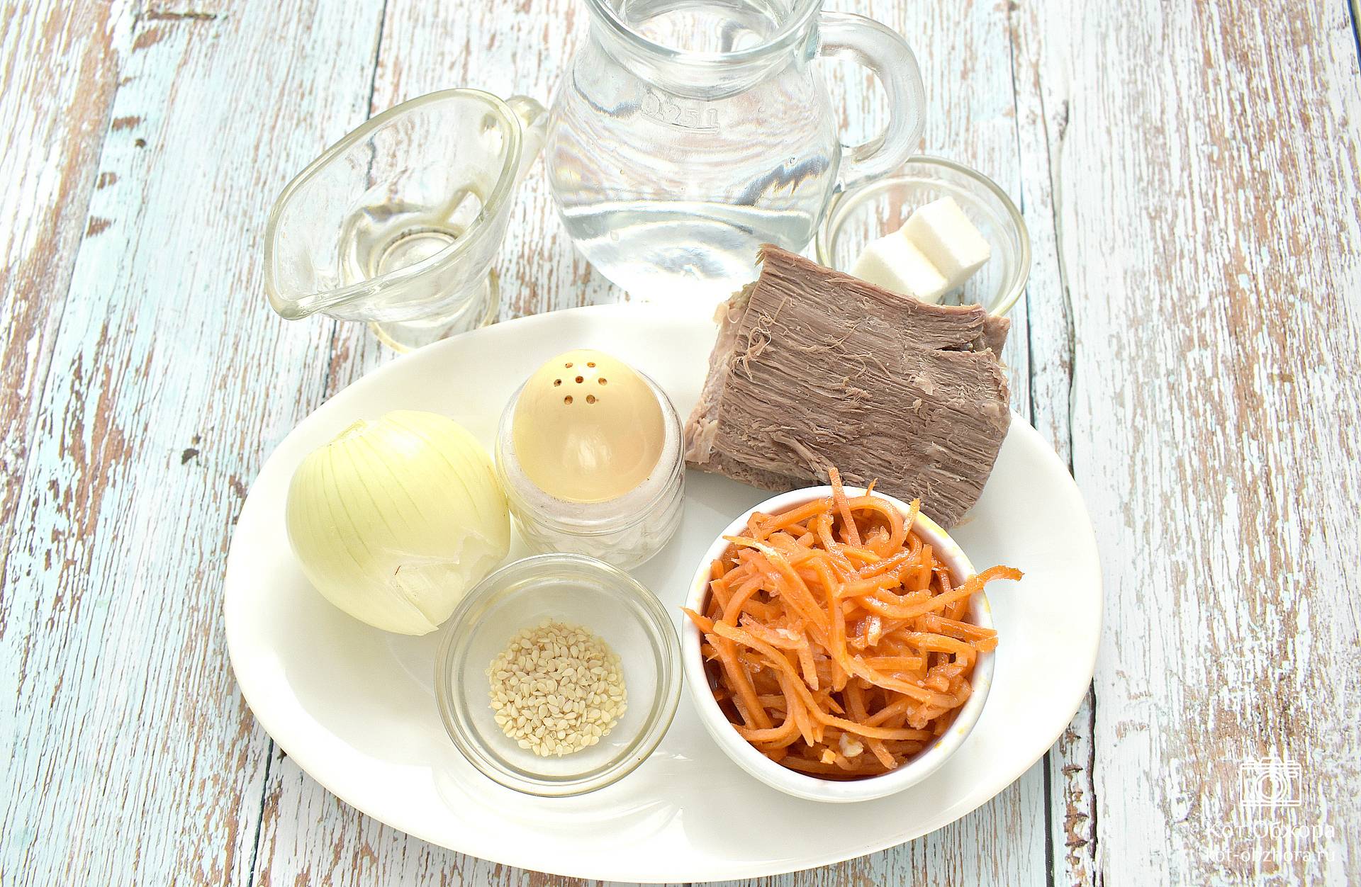Салат с говядиной и морковью по-корейски – кулинарный рецепт