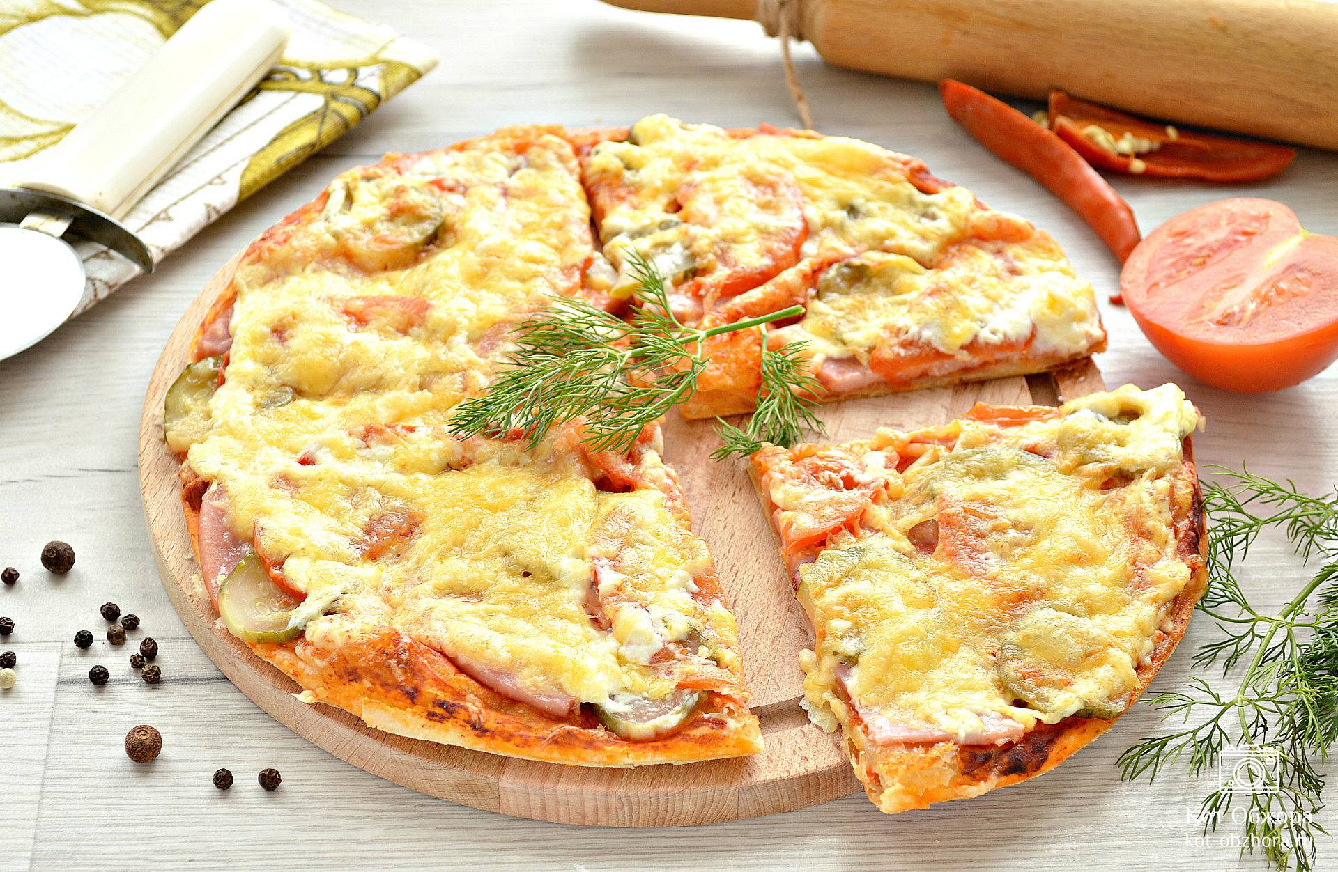 приготовить пиццу в домашних условиях в духовке пошагово из дрожжевого теста с колбасой и сыром фото 95