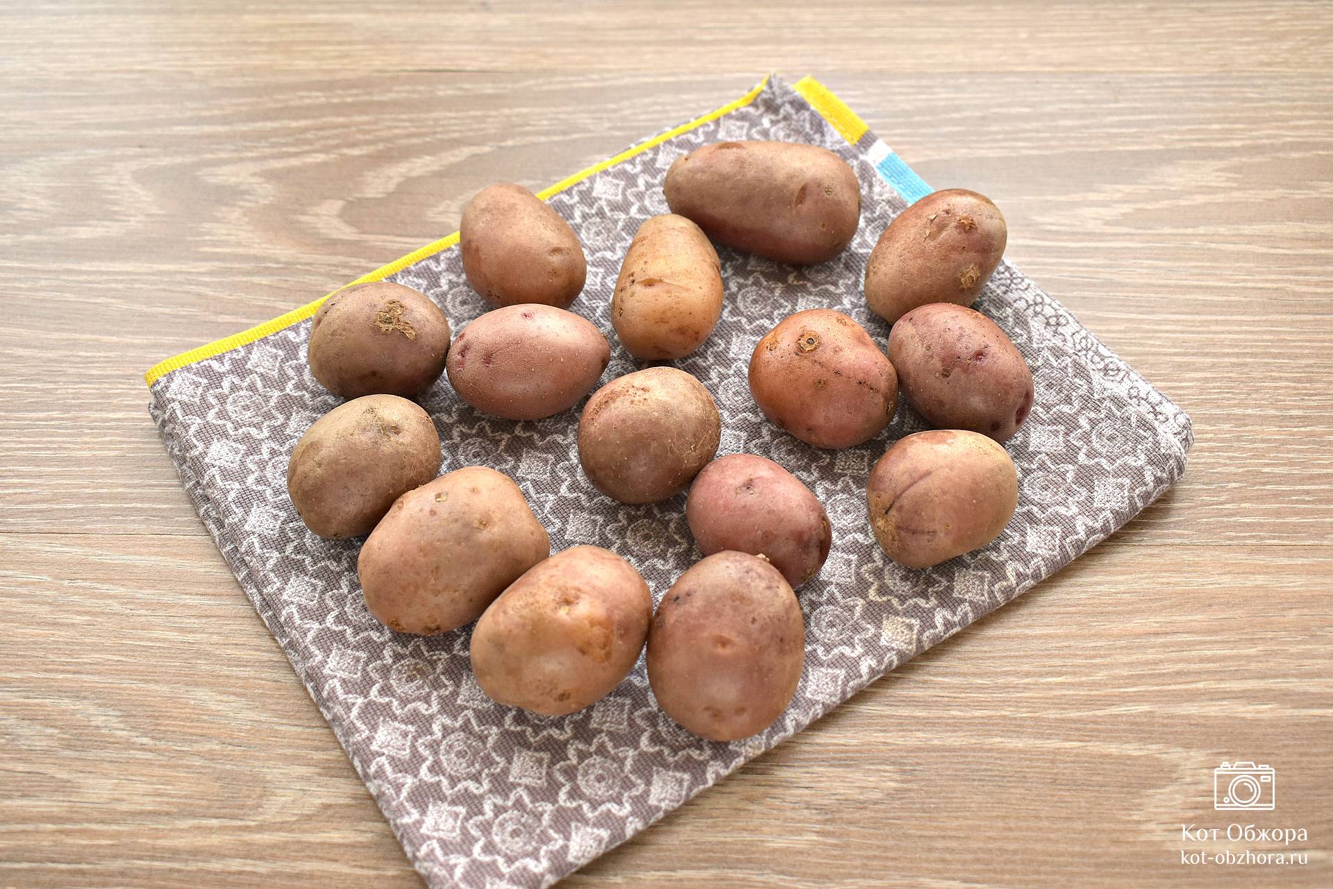 Печеный картофель в мультиварке - 6 пошаговых фото в рецепте