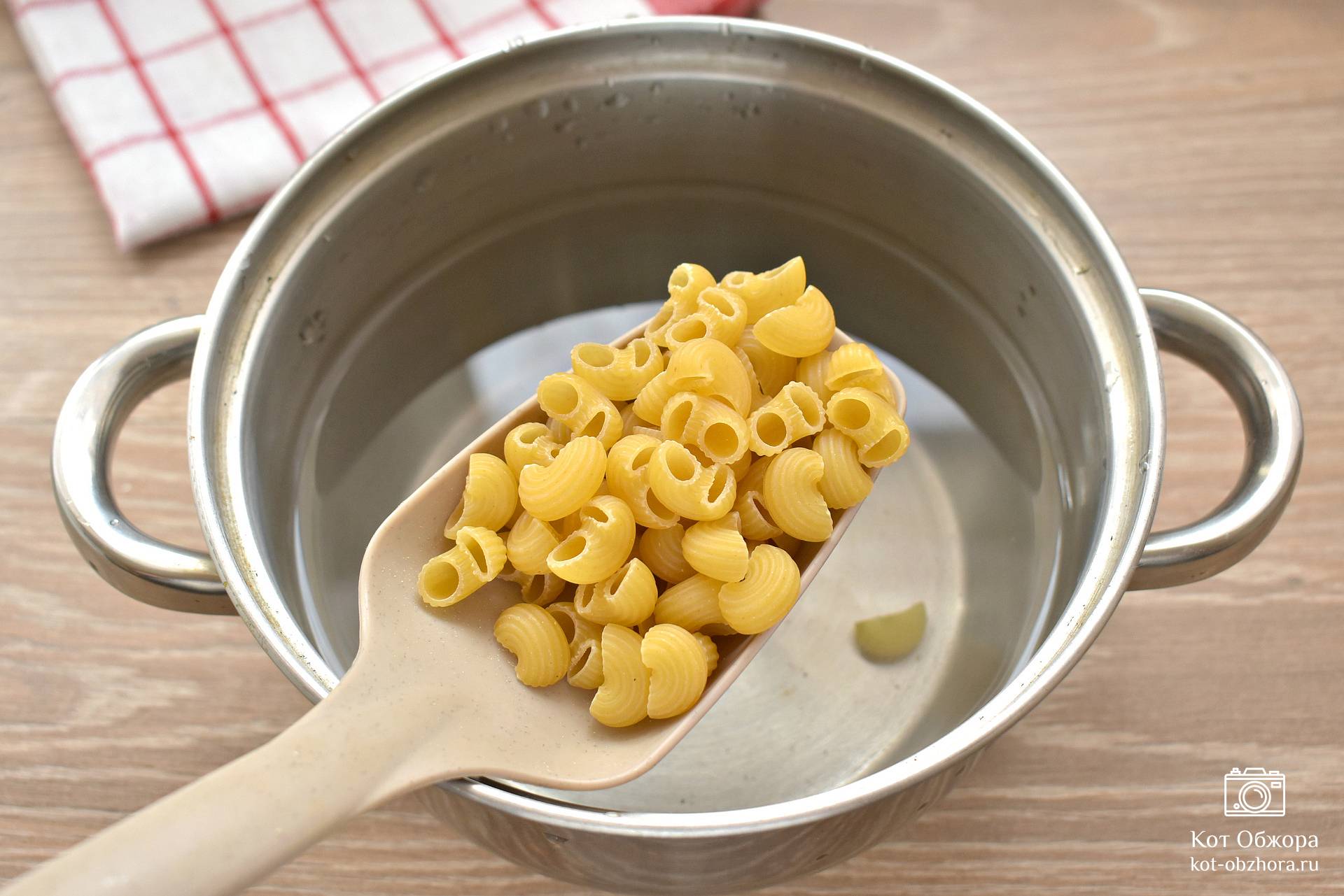 Блюда из макарон на сковороде — 6 проверенных рецептов