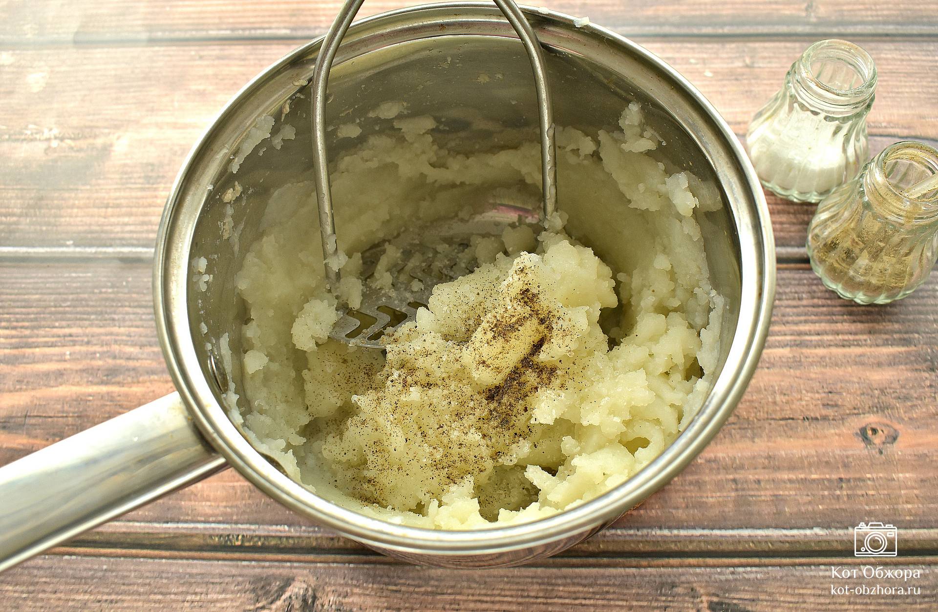 Чебуреки с картошкой — как их приготовить?