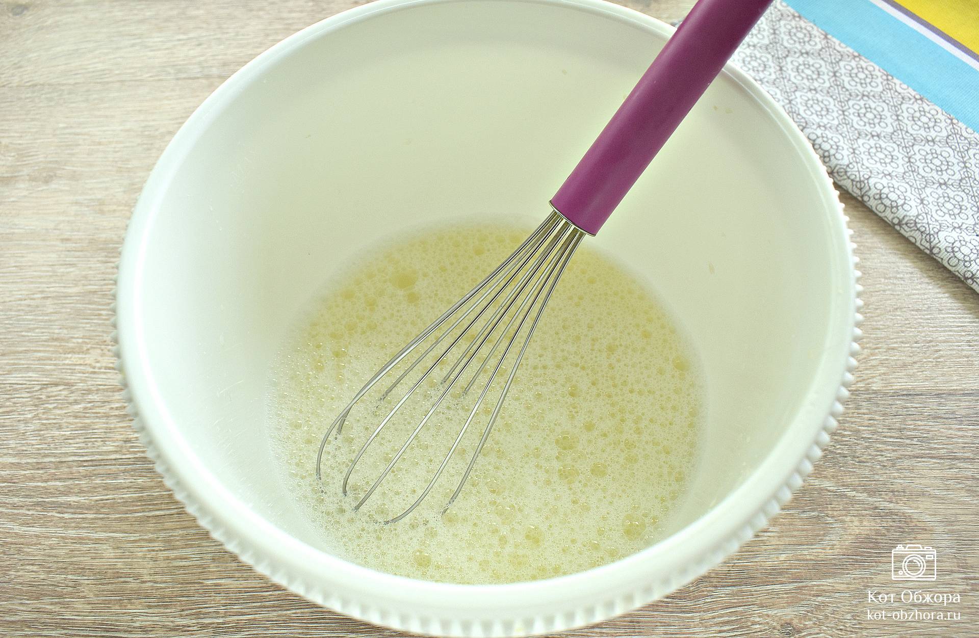 Как приготовить вкусные и пышные оладьи: 15 лучших рецептов