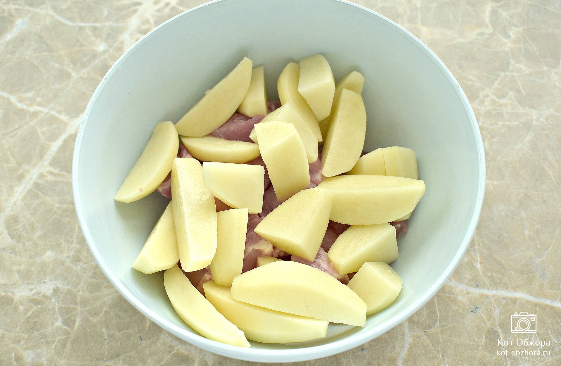 рецепт картошки с мясом и овощами в рукаве для запекания в духовке | Дзен