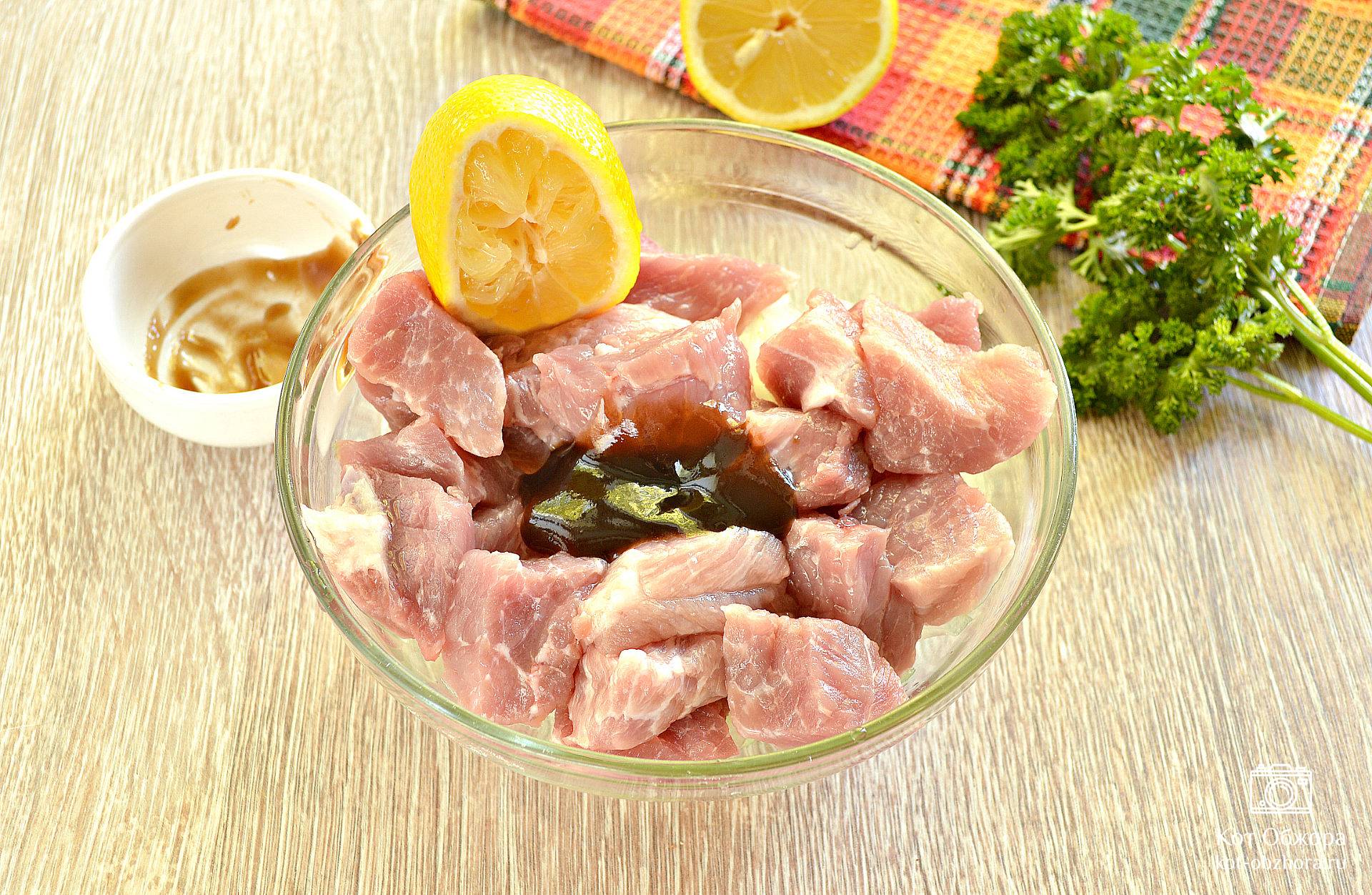 Шашлык из свинины на минералке с лимоном: рецепт маринада на минеральной воде с газом - the Вкусно