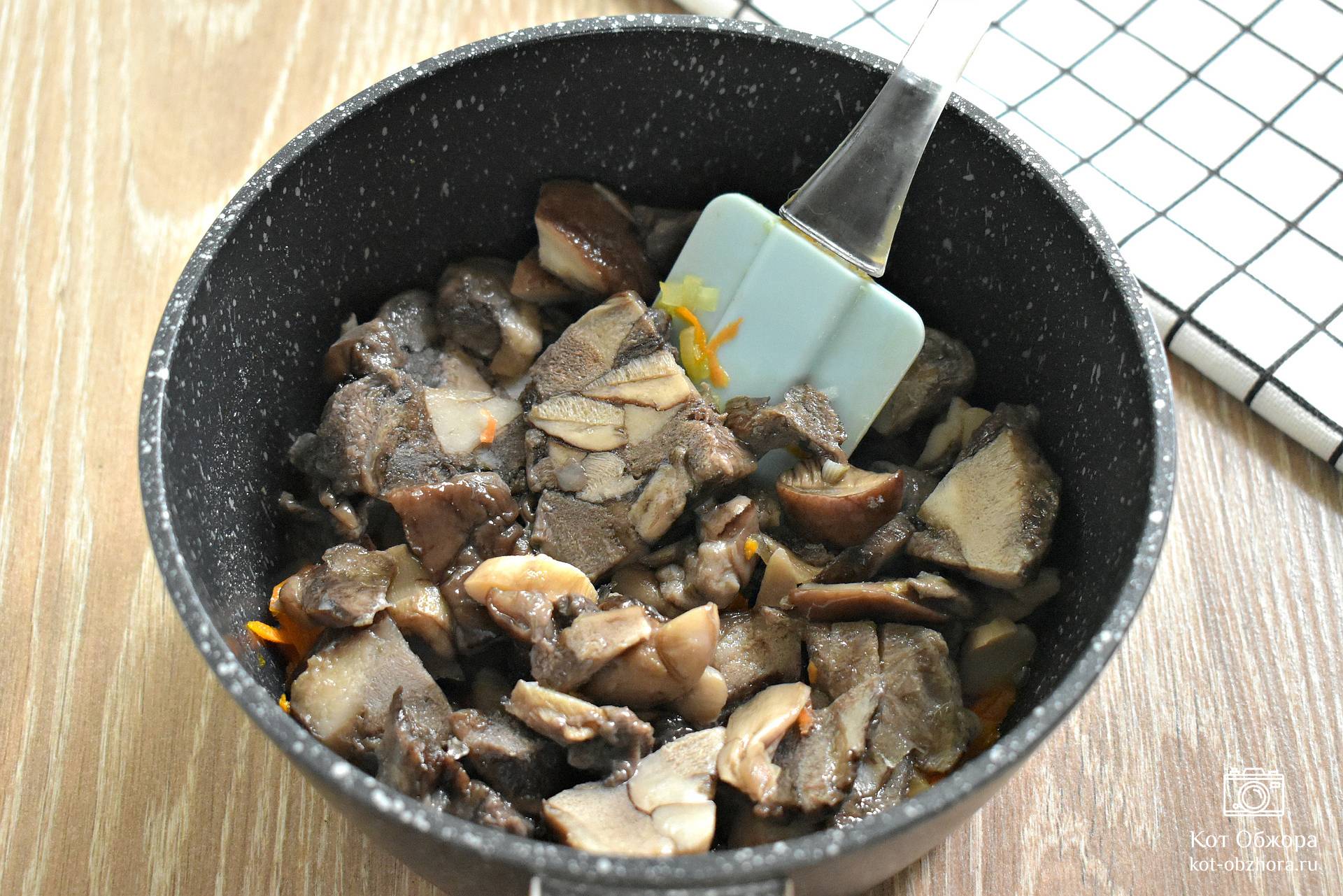 Пшеничная каша с грибами - пошаговый рецепт с фото