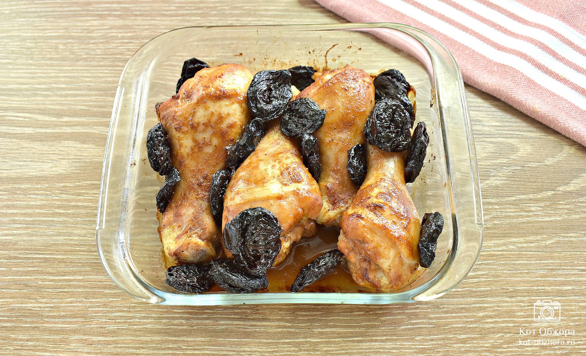 курица в духовке с черносливом в рукаве в духовке рецепт | Дзен