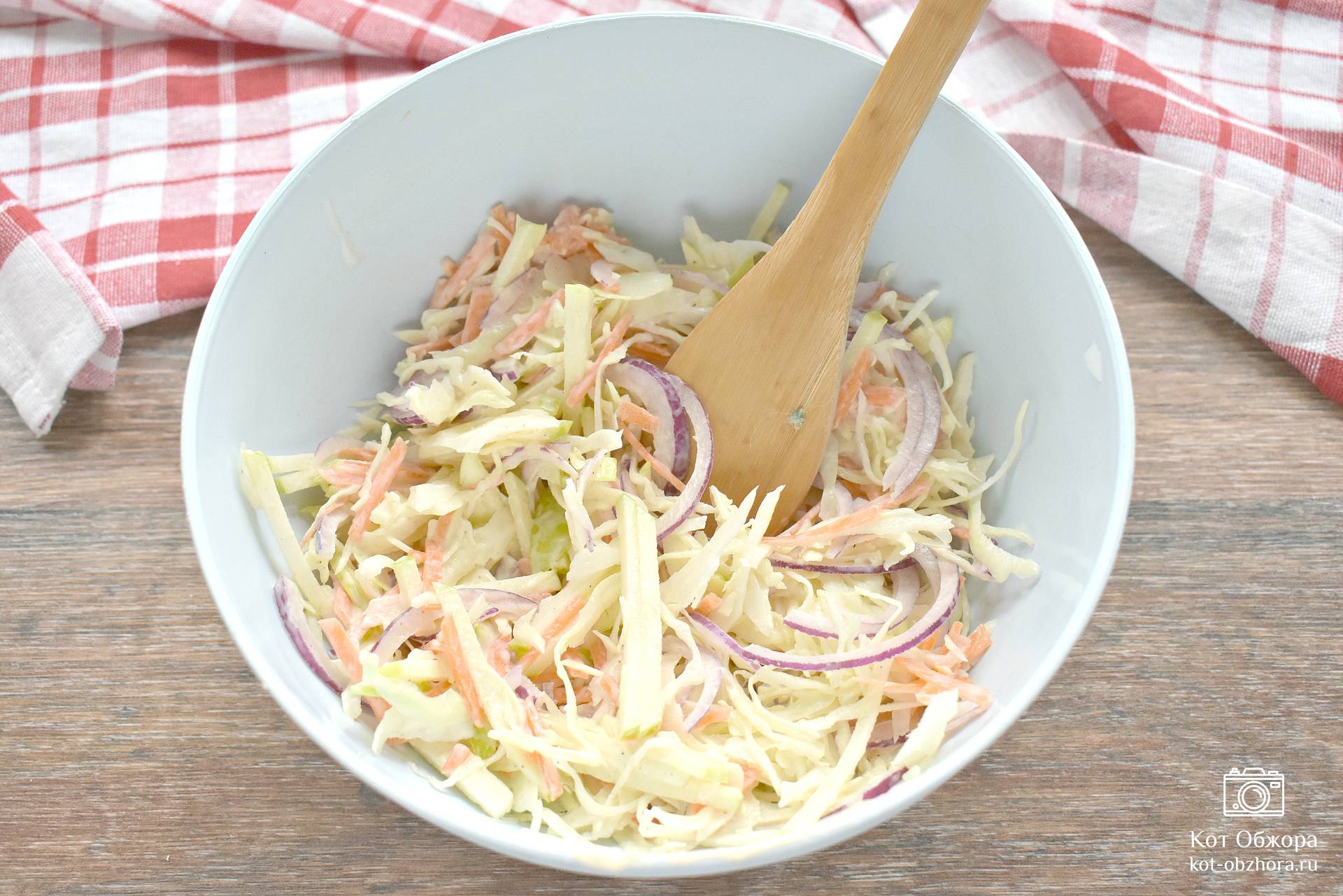 Knee Cole Slaw