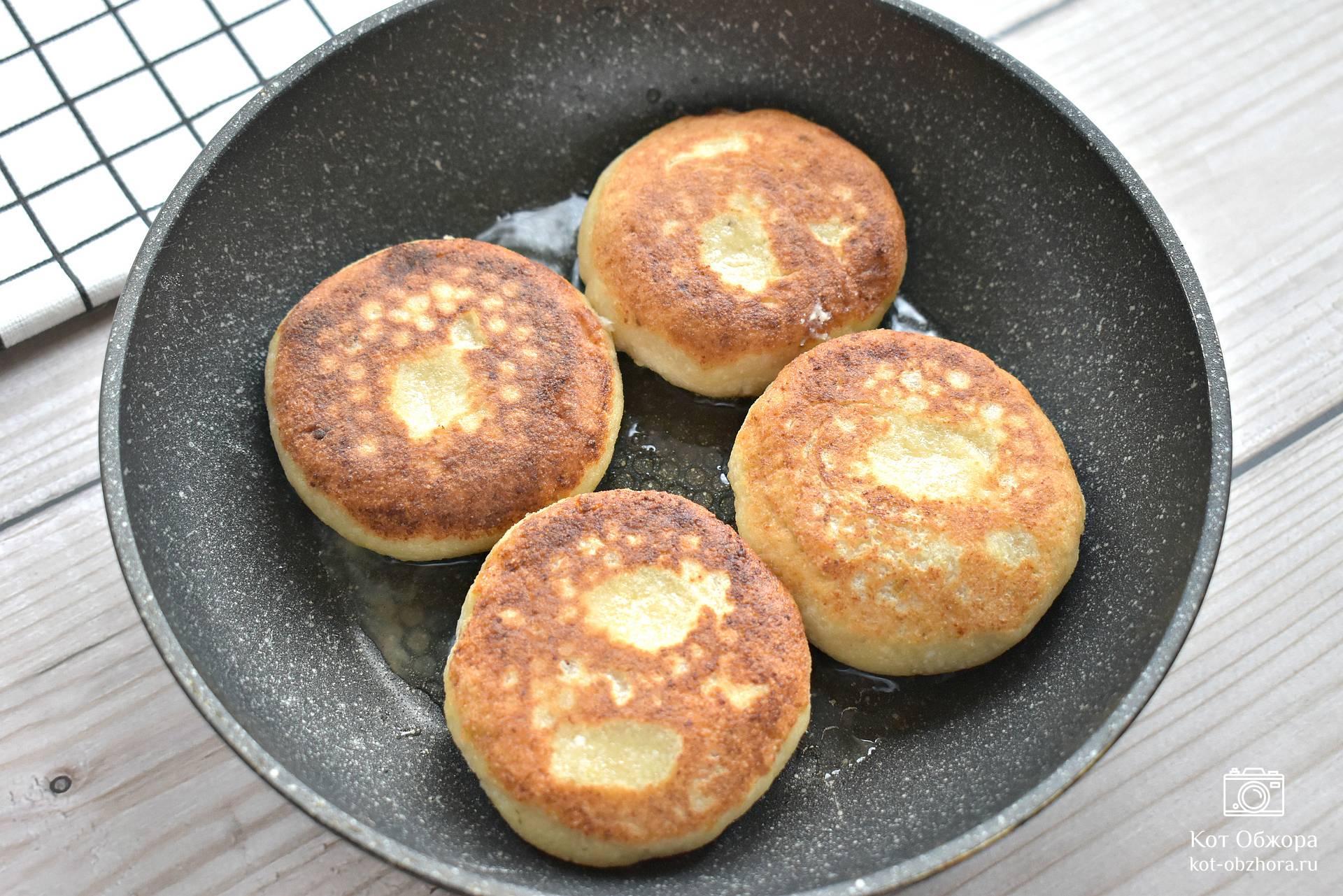 Сырники с манкой и бананом — пошаговый рецепт с фото