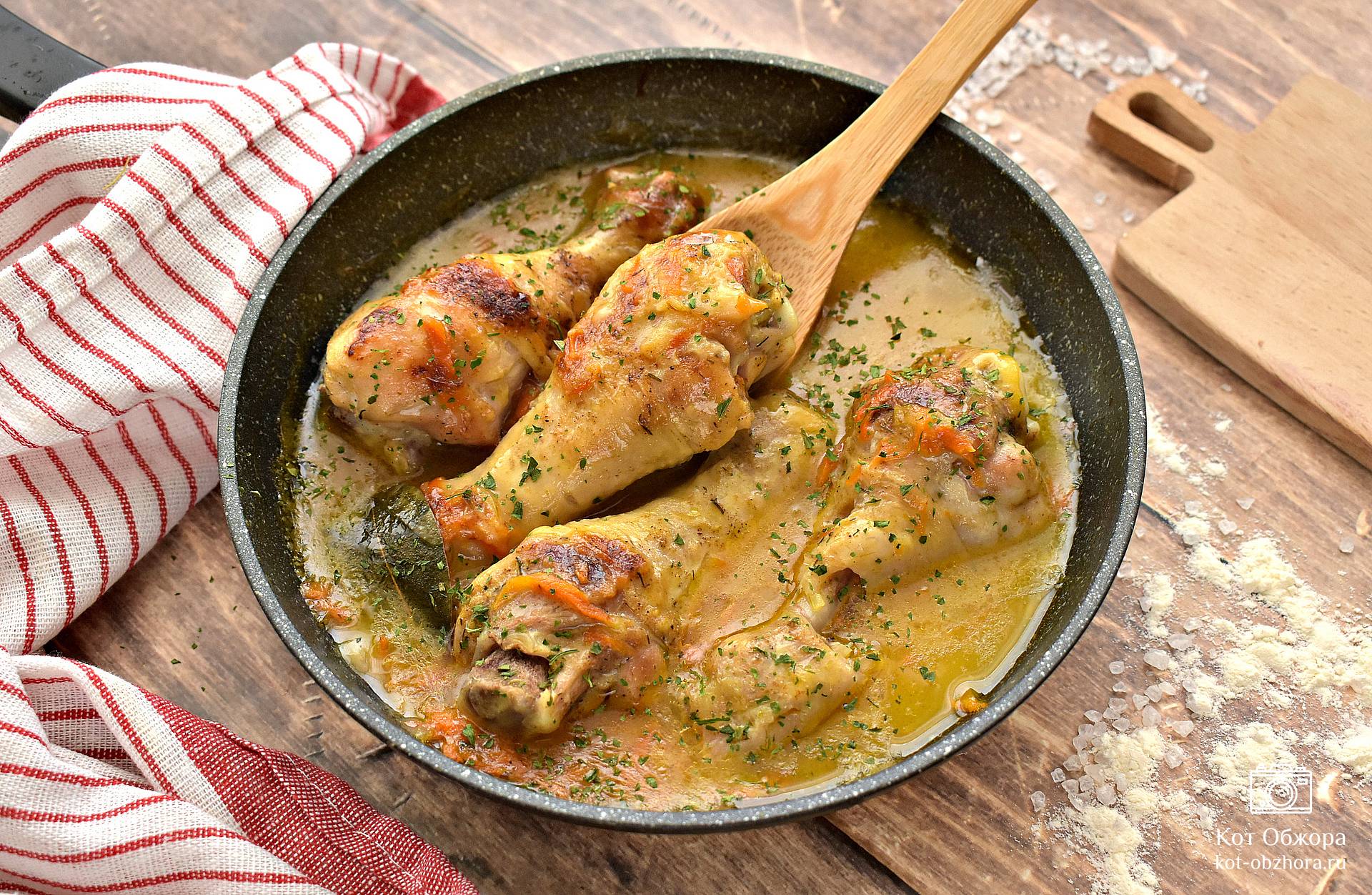 Вкусные куриные голени на сковороде - два простых рецепта с пошаговыми фото