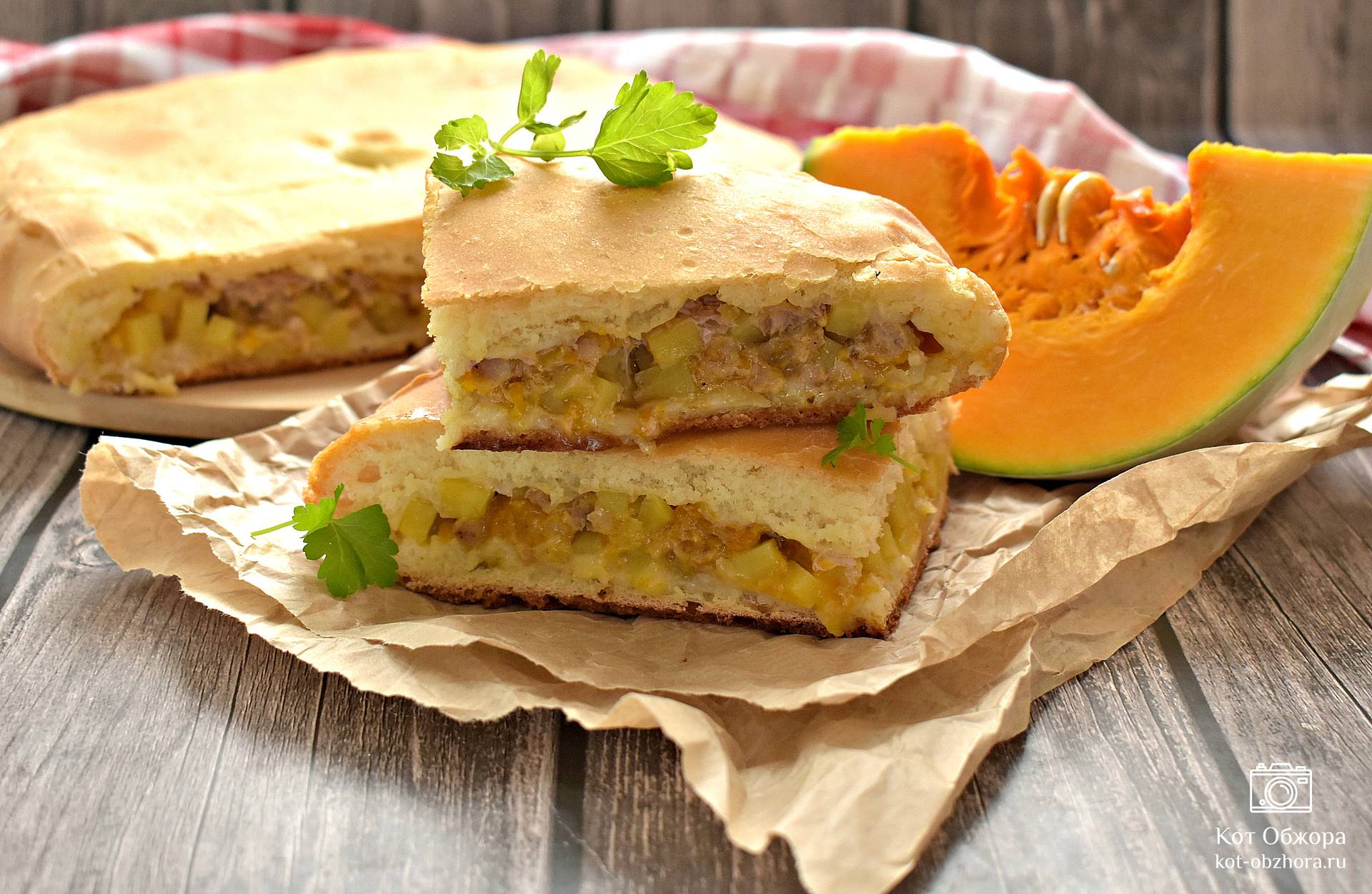 Дрожжевой пирог с мясом и картофелем: пошагово с фото