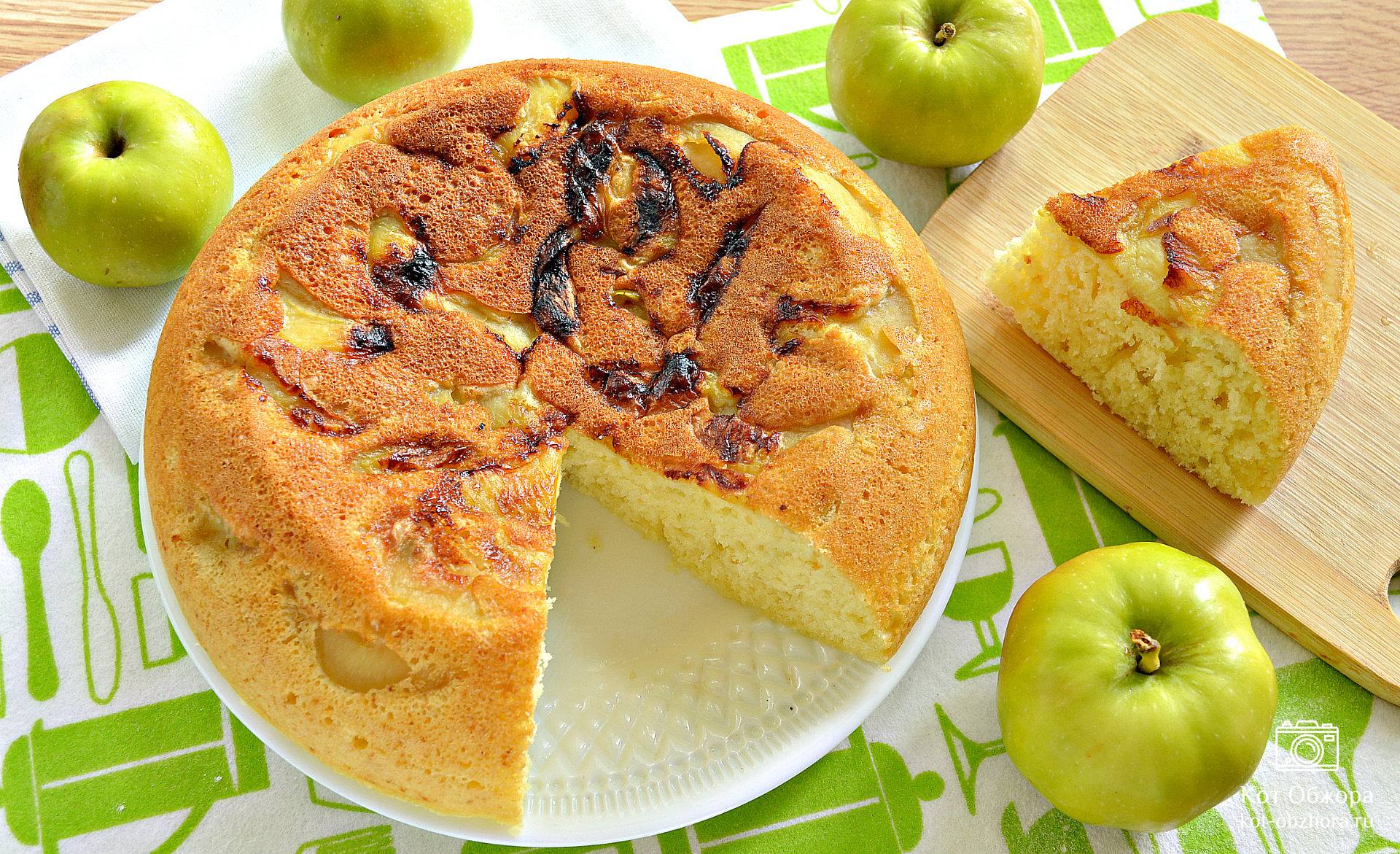 Яблочный пирог рецепт в духовке со сметаной
