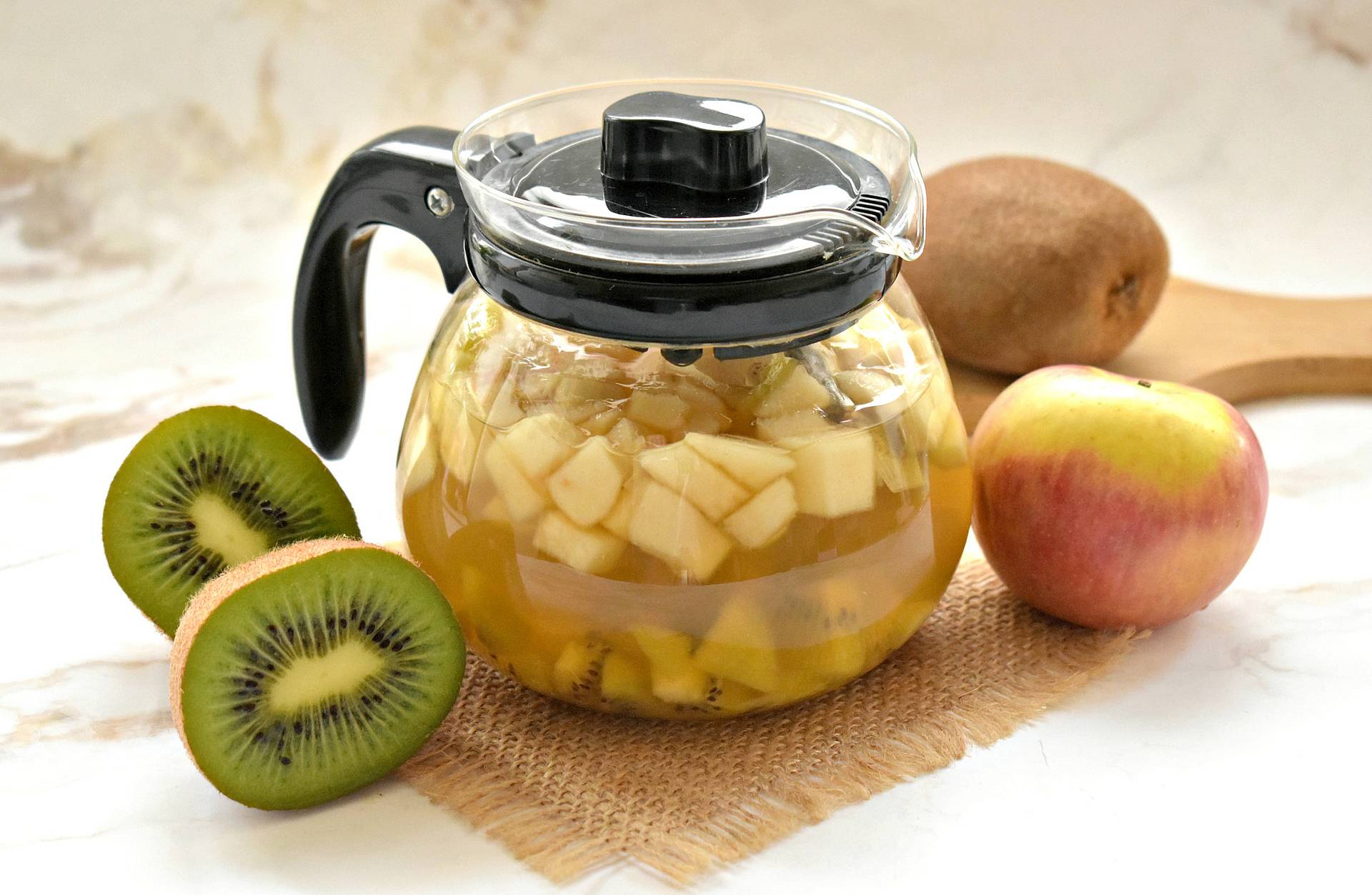 Зелёный чай с киви и яблоком — пошаговый рецепт с фото