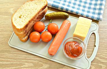 Подготовим продукты для пиццы