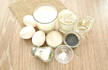 Возьмём нужные продукты по списку, отмерим их в требуемом количестве