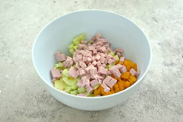 Следующий продукт — колбаса