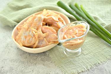 Крылышки на мангале в таком маринаде получаются сочными и вкусными