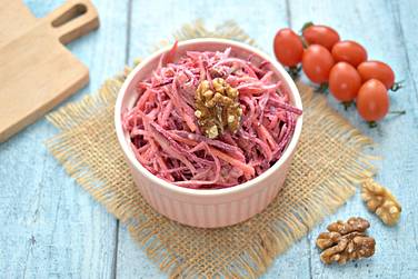 Угощайтесь, вкусного вам перекуса!