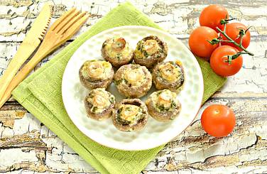 Вкусная грибная закуска из шампиньонов приготовилась