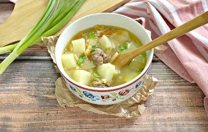 Суп с тушёнкой и картошкой