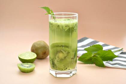 Безалкогольный мохито из киви