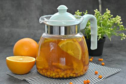 Чай с облепихой и апельсином
