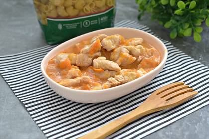 Гуляш из индейки с подливкой