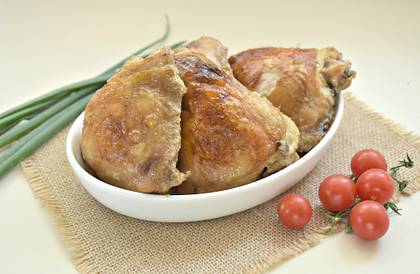 Куриные бёдра с соевым соусом в рукаве