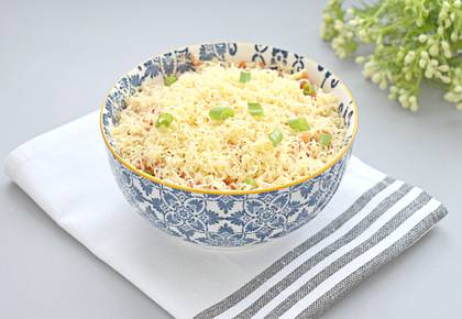 Салат «Дамский каприз» с копчёной курицей и морковью по-корейски