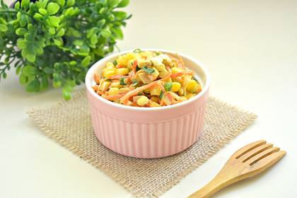 Салат с сыром косичка и корейской морковью
