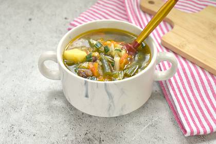 Щи со стручковой фасолью