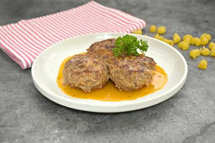 Сочные котлеты из свинины с булгуром на сковороде