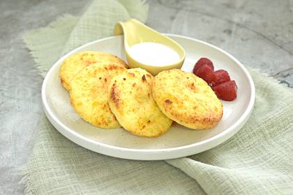 Сырники с манкой в аэрогриле