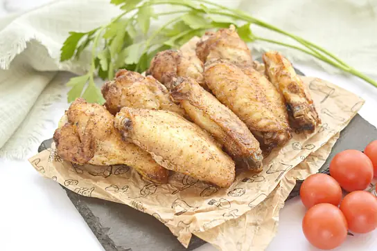 Куриные крылышки с паприкой в аэрогриле