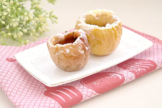 Яблоки с корицей и сахаром в аэрогриле