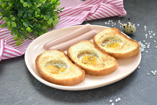 Яичница из перепелиных яиц