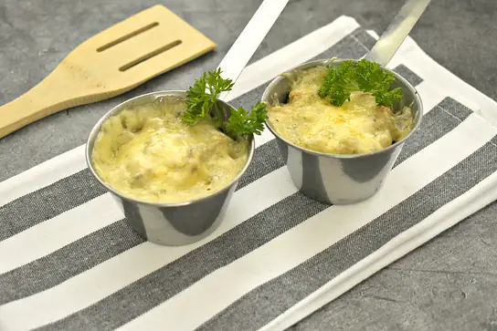 Жульен с фаршем и грибами в духовке