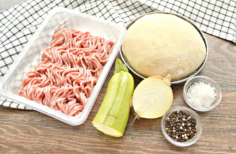 Рагу с кабачками, картошкой, молодой капустой и фаршем — рецепты | Дзен